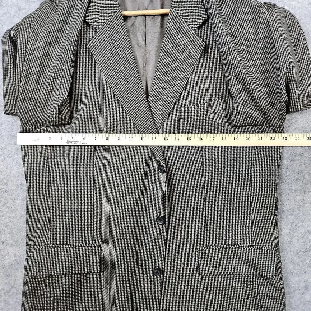 Oscar de la Renta this grayish